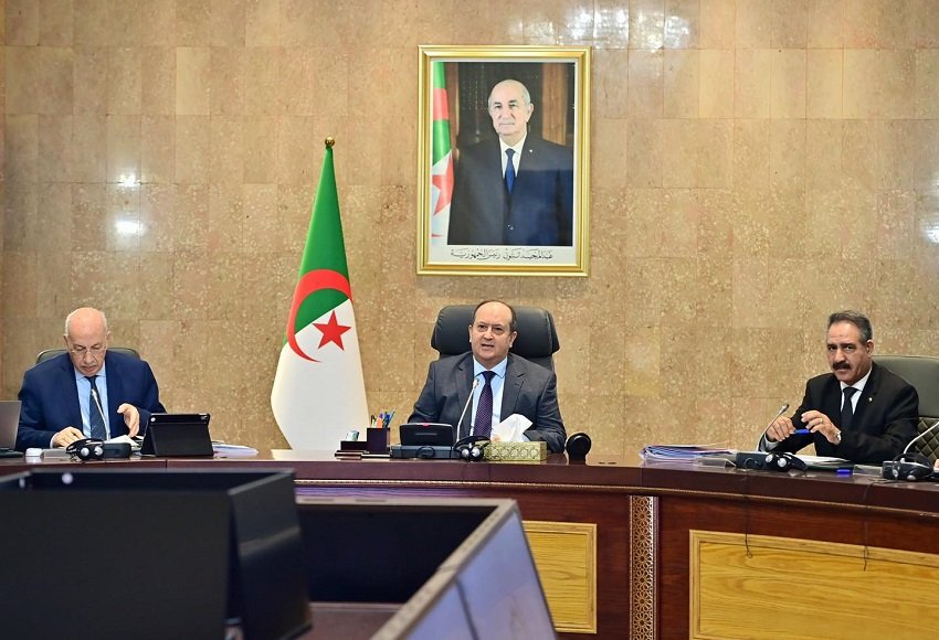 aa-8 إصلاحات التعليم والحج وتوسيع ميناء عنابة في صدارة القرارات خلال اجتماع الحكومة الجزائرية
