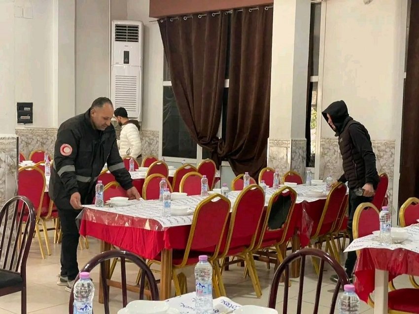 bbbbbb-1 الهلال الأحمر الجزائري يفتح 442 مطعماً لإفطار الصائمين في اليوم الأول من رمضان