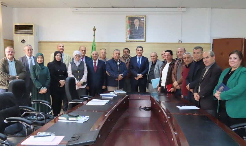 12 نقاشات حول تطوير قطاع الصحة خلال اجتماع الوزارة مع نقابة الشبه الطبي