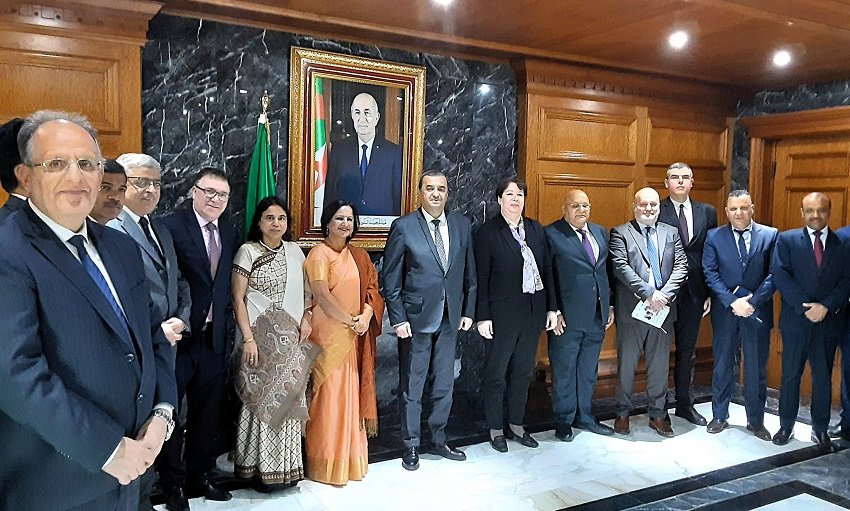 22-3 الجزائر والهند تعززان شراكتهما في الطاقة والمناجم