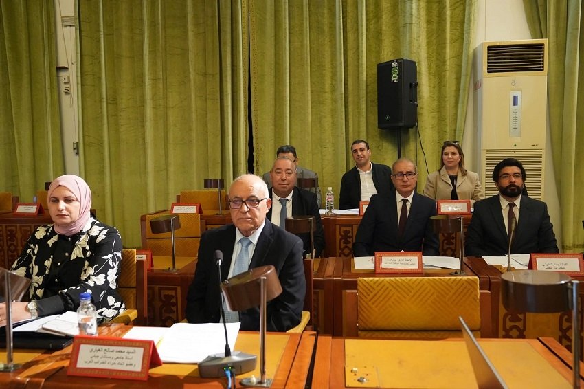 23-3 تونس تعتمد الفوترة الإلكترونية: نقاشات مكثفة حول التدرج والتحديات