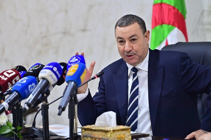 قطاع النقل في الجزائر