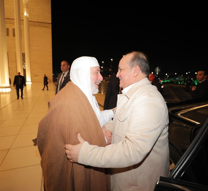 6-4 جامع الجزائر يحتفي بليلة القدر والوزير الأول يشرف علي الفعاليات