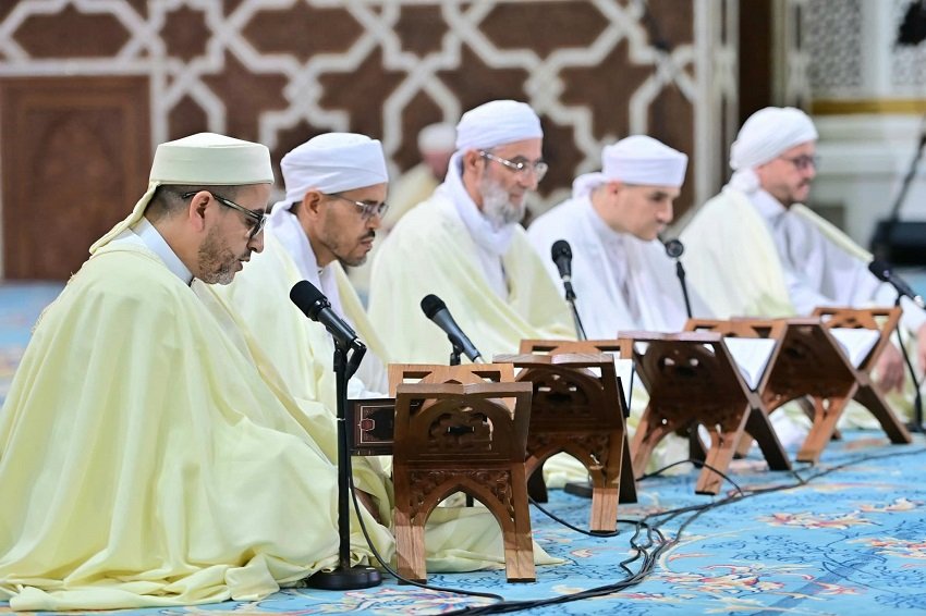 7-4 جامع الجزائر يحتفي بليلة القدر والوزير الأول يشرف علي الفعاليات