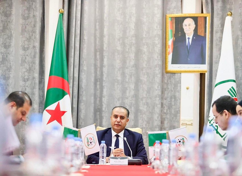  كرة القدم الجزائرية