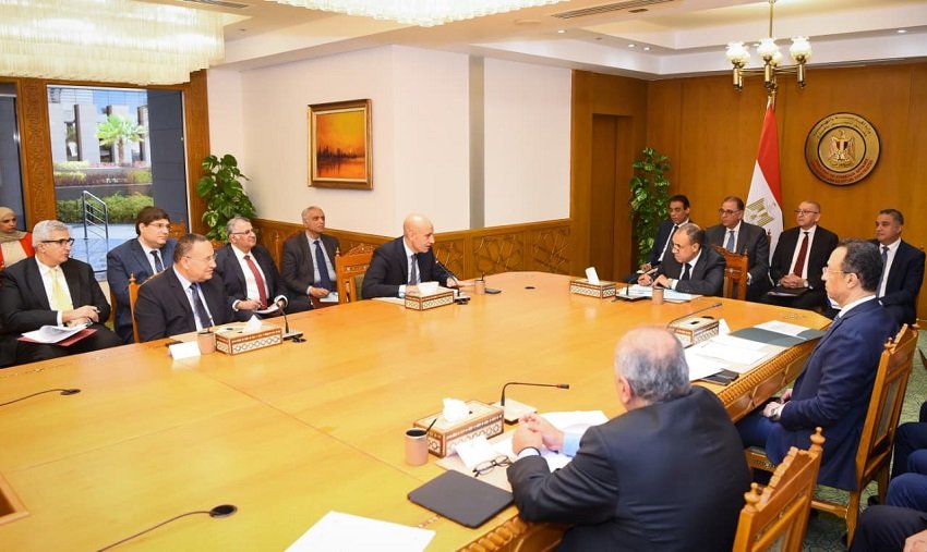 aaa-1 اجتماع حكومي موسع في القاهرة لبحث تطوير خدمات المصريين في الخارج