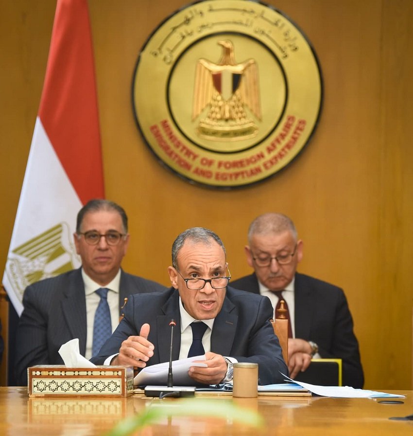 aaaa-2 اجتماع حكومي موسع في القاهرة لبحث تطوير خدمات المصريين في الخارج