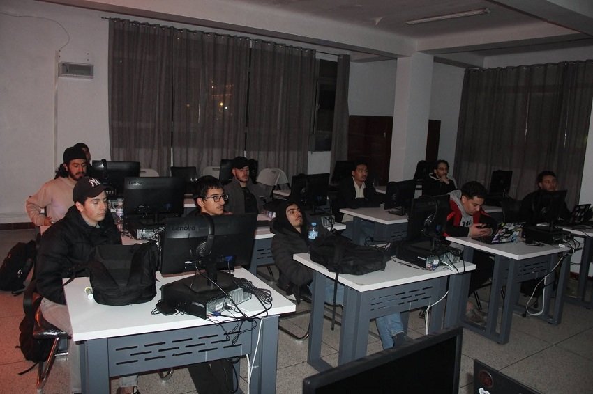 aaaaaa سهرات المقاولاتية في الجزائر.. دعم حكومي مباشر لمشاريع الشباب