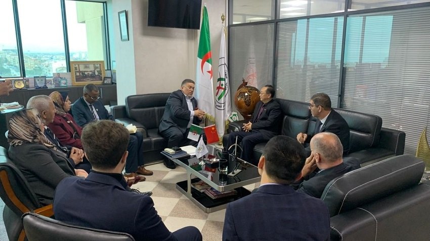 ff-1 تعزيز الشراكة الجزائرية الصينية عبر الدبلوماسية الحزبية