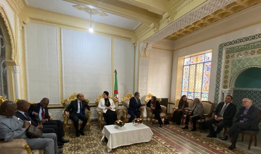 وزارة-التضامن بالفيديو..معرض منتجات المرأة بالجزائر يفتح آفاقًا دولية جديدة للأسر المنتجة