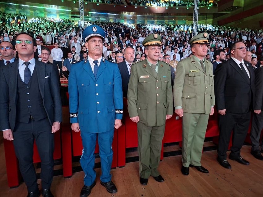 19 DZ Young Leaders.. الجزائر تطلق أكبر برنامج وطني لصناعة القادة الشباب في 2026