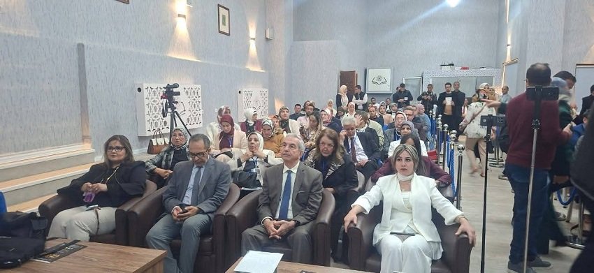 2-7 البلوزة الجزائرية: حين يلتقي التراث بالهوية في تلمسان