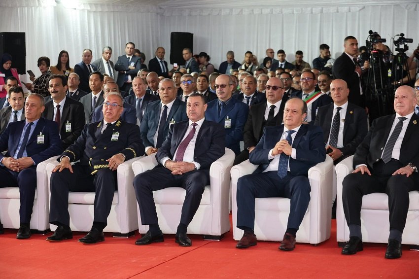 صناعة السيارات الجزائر