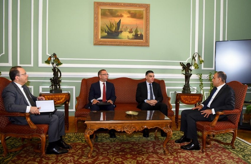 4-8 تحركات مصرية لتعزيز الأمن الصحي والتوسع في الأسواق الإفريقية