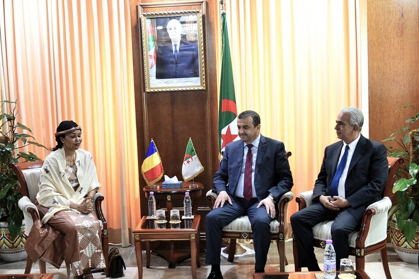 7-14 الجزائر وتشاد تعززان شراكتهما في قطاع الطاقة