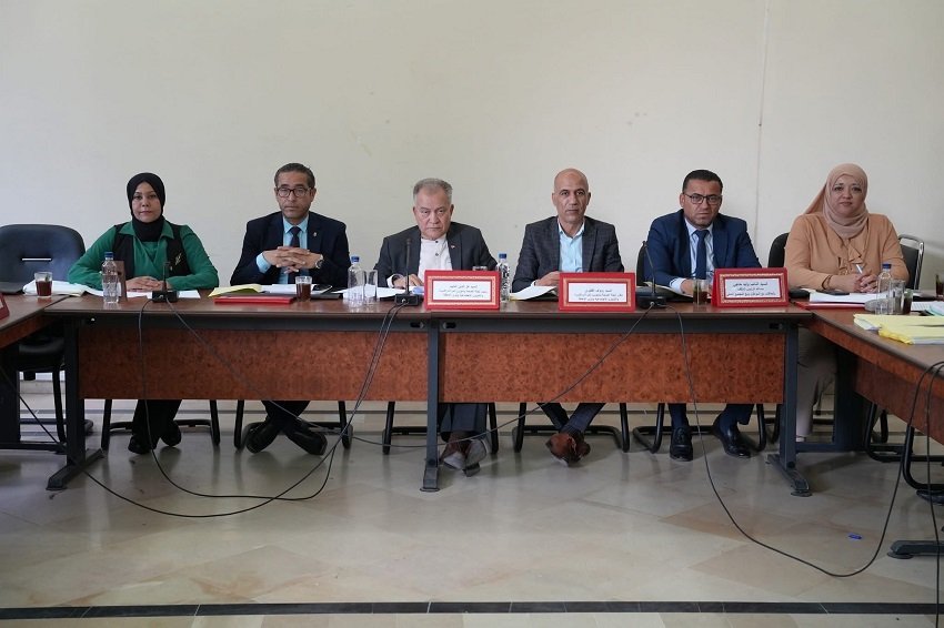 7-16 التقاعد المبكر للمرأة يثير جدلاً في تونس