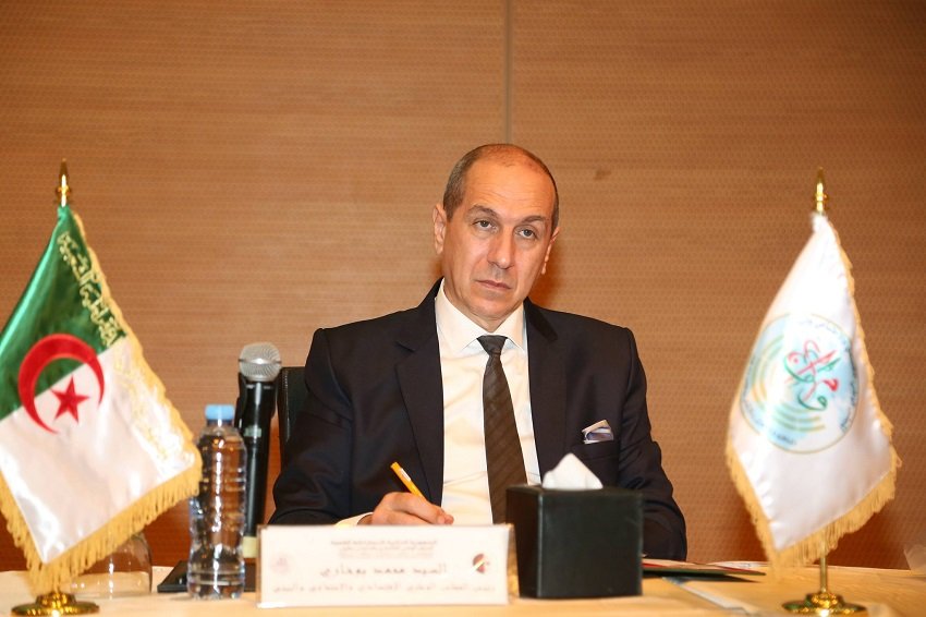 b-6 المجلس الاقتصادي يصادق على تقارير استراتيجية ويطلق مشاريع رقمية جديدة