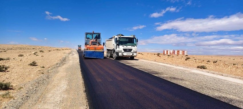 dd-1 تقدم متسارع في مشاريع الطرق والتنمية بالولايات الجزائرية