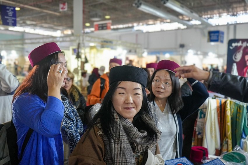 e-2 تونس تستقطب وفدًا صينيًا لتعزيز حضورها السياحي عالميًا