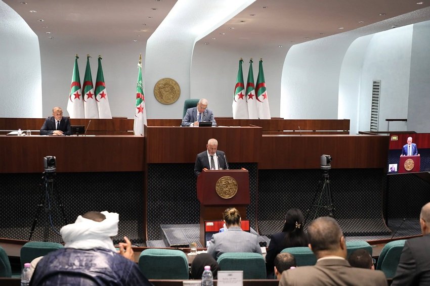 j تعديلات جديدة لتنظيم الأنشطة التجارية في الجزائر