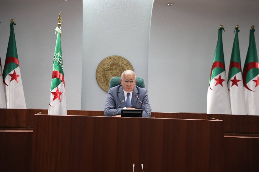 jj تعديلات جديدة لتنظيم الأنشطة التجارية في الجزائر