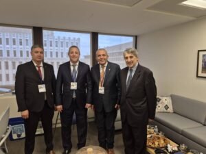 التعاون المالي الدولي الجزائري