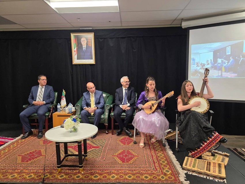 الجالية الجزائرية