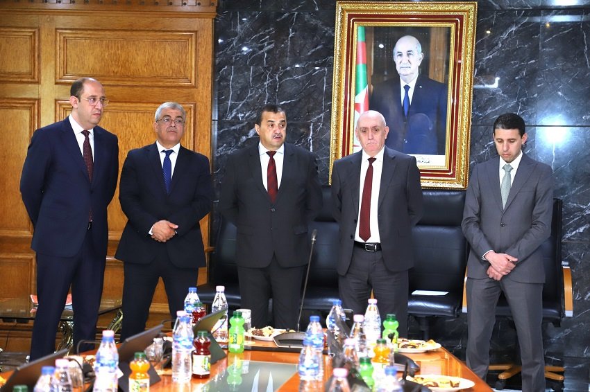 5-21 عرقاب يثمّن جهود عمال المحروقات في عيد الأضحى