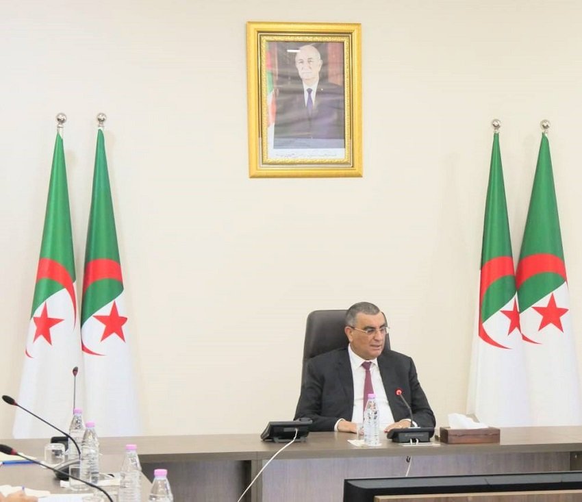 صيانة الطرق السيارة