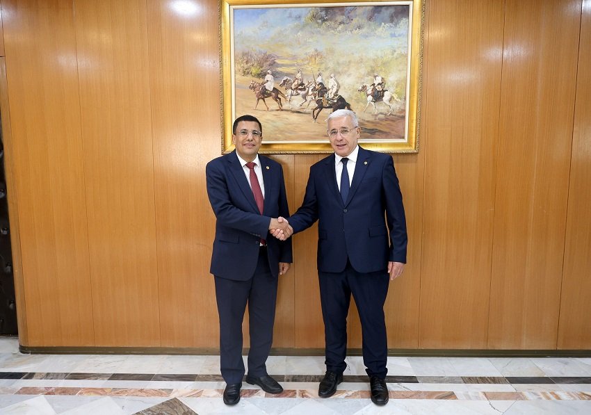 i-1 بوغالي يبحث مع رئيس البرلمان الإفريقي تعزيز التعاون التشريعي بالقارة