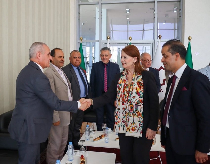 التكوين السياحي