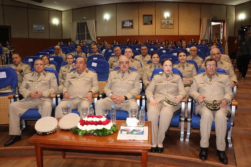 fff الصحة العسكرية الجزائرية تطور التكوين الشبه الطبي لمواجهة الأزمات