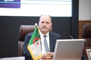 وزير العمل الجزائري
